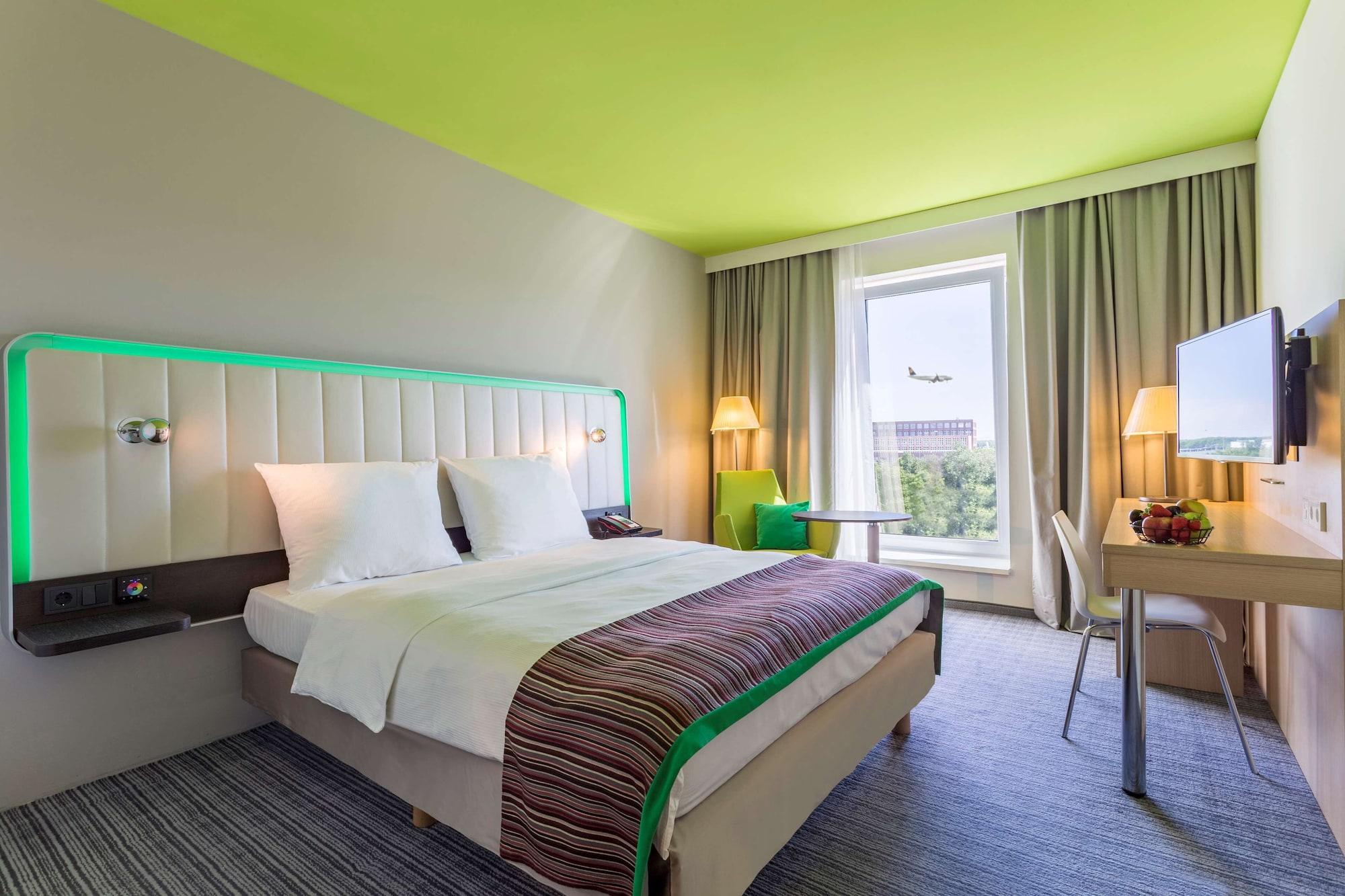 Park Inn By Radisson Frankfurt Airport Francfort-sur-le-Main Extérieur photo