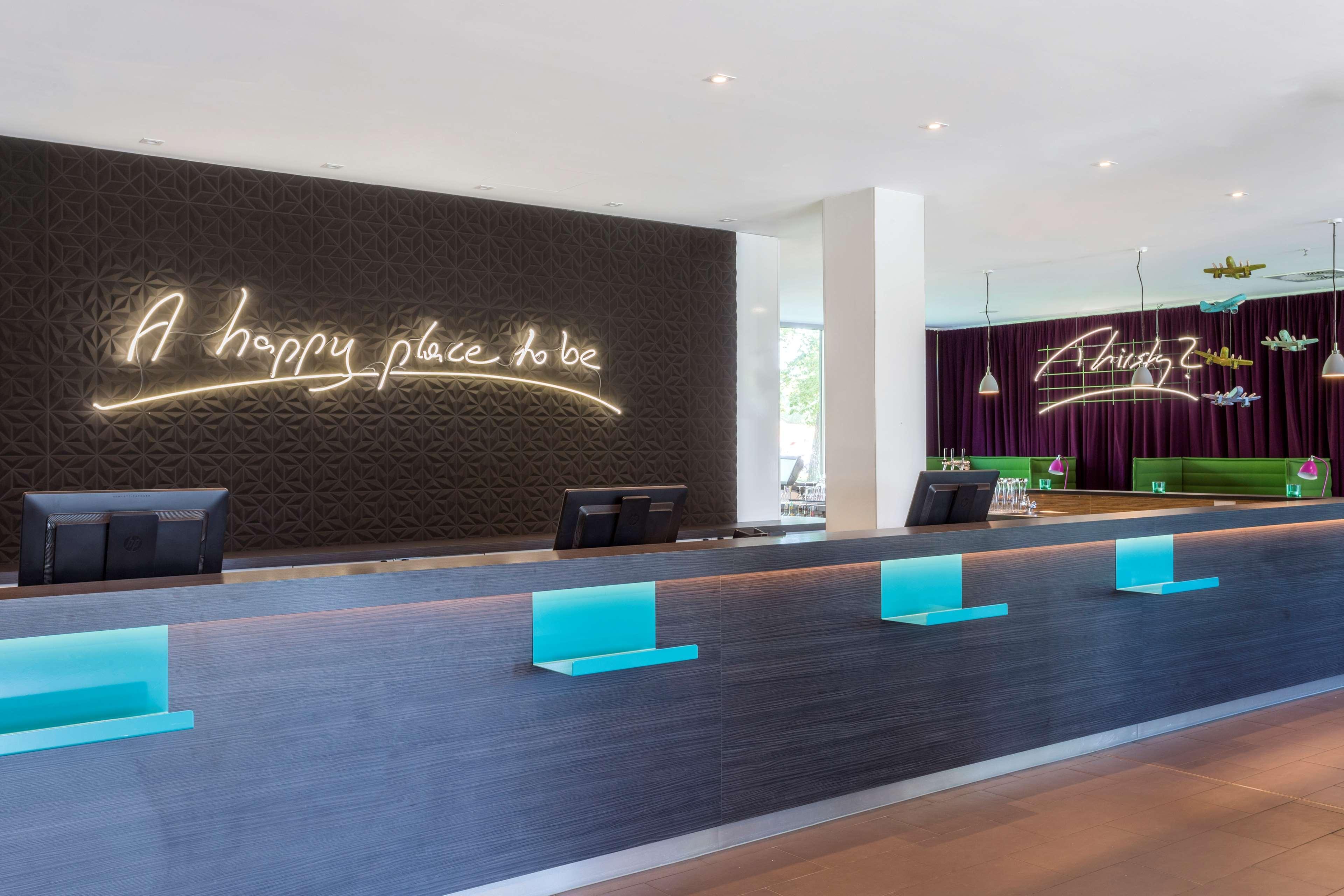 Park Inn By Radisson Frankfurt Airport Francfort-sur-le-Main Extérieur photo