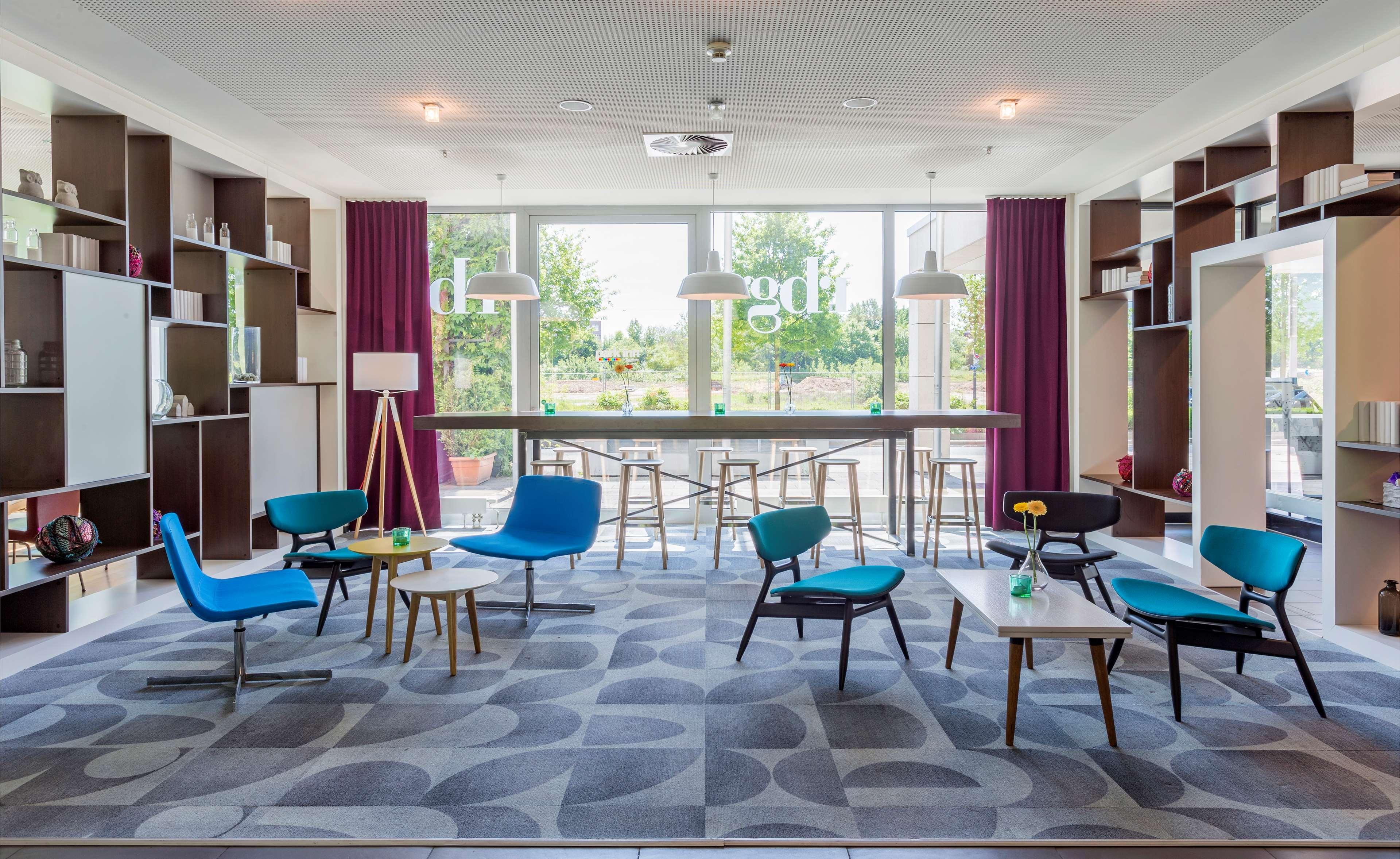 Park Inn By Radisson Frankfurt Airport Francfort-sur-le-Main Extérieur photo