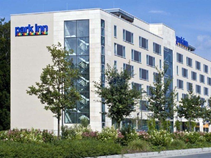 Park Inn By Radisson Frankfurt Airport Francfort-sur-le-Main Extérieur photo